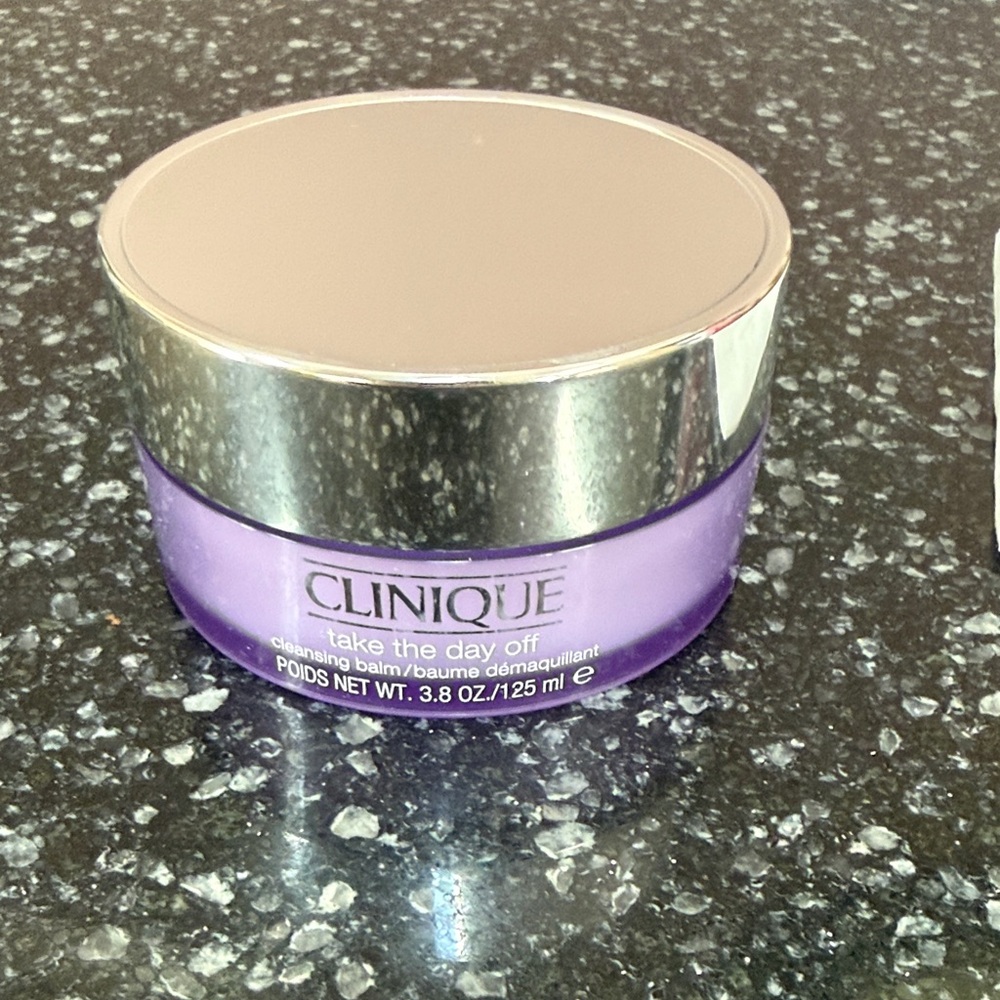 Clinique Take the Day off Cleansing Balm
